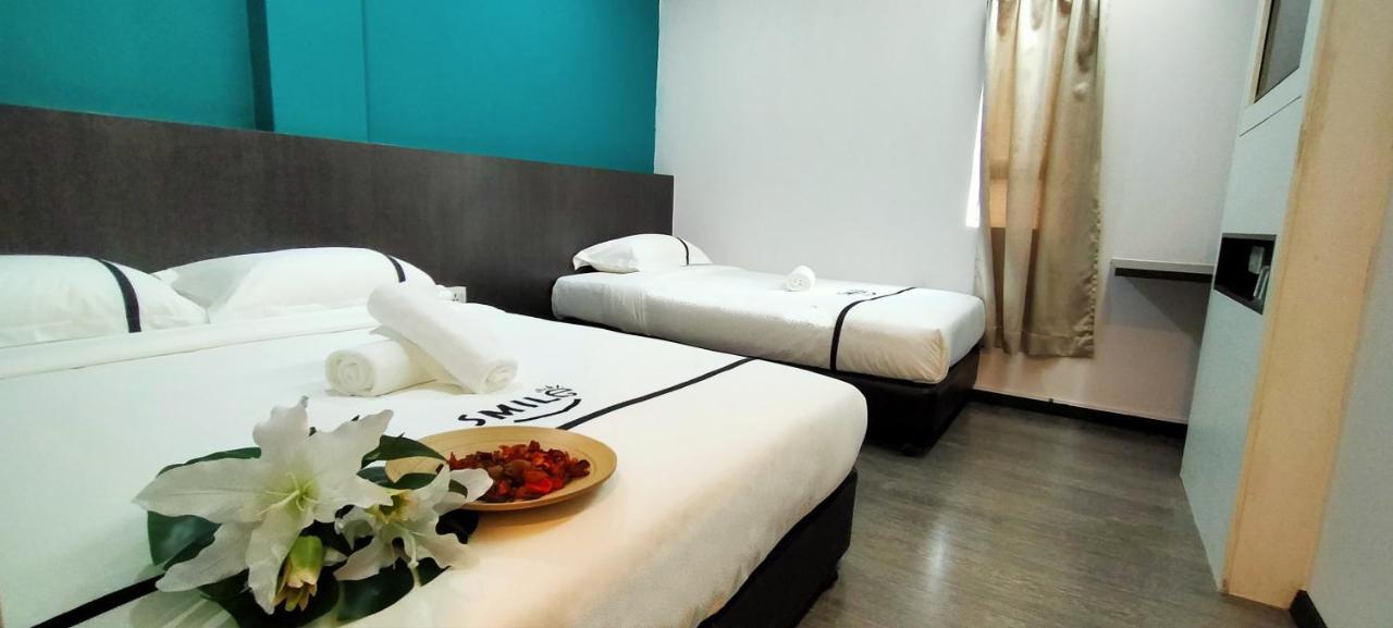 Smile Hotel Petaling Jaya Ss2 Dış mekan fotoğraf