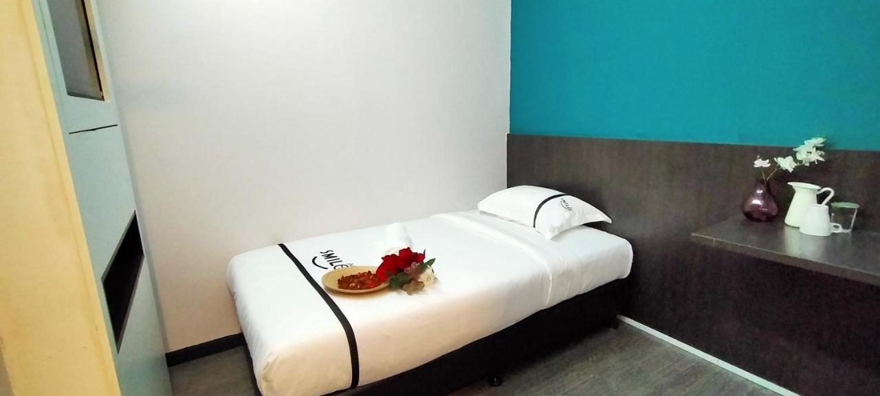 Smile Hotel Petaling Jaya Ss2 Dış mekan fotoğraf